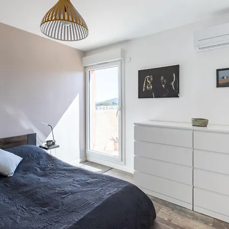 Les Roches Bleues-1 By Interhome Le Pradet